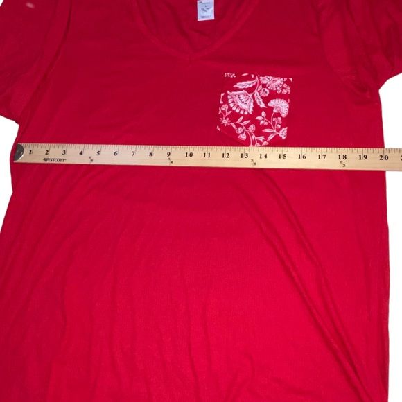 Liz Claiborne Red Sleepwear Top - Women’s Large - Picture 3 of 10